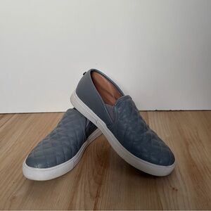 Steve Madden Quilted Gray Slip-On Sneakers Women’s 8M Casual Comfort